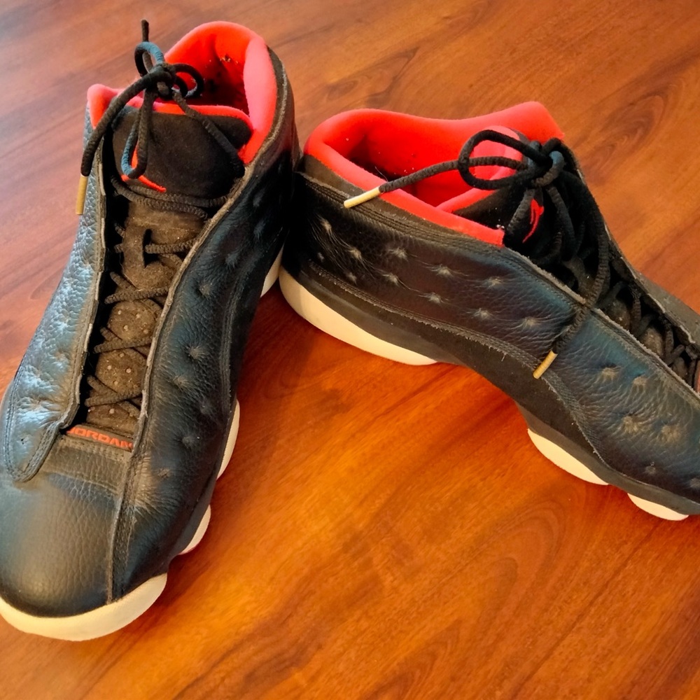 Black and Red Men's Athletic Shoes